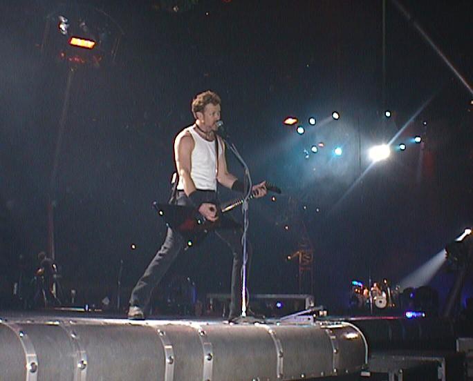 Photo gallery from the gig in Hampton, VA shot on April 2, 1997
